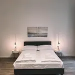 Big Nice Family Apartment Next To Hannovermarkt